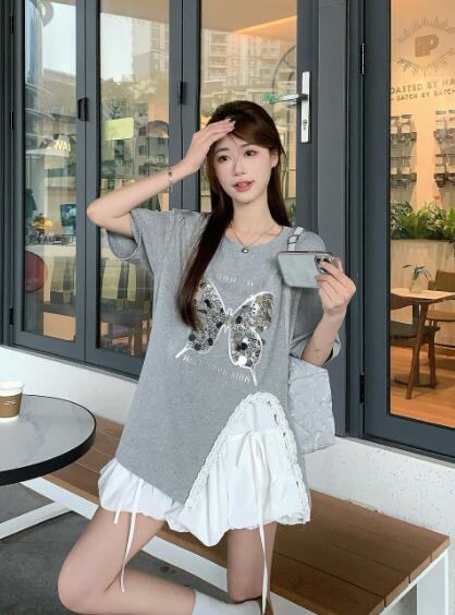 乐天商城 - スパンコール　ちょうちょ　　キラキラ　　レース　 半袖　トップス　カットソー　Tシャツ　スリット　シンプル　ダンス　衣装　ヒップホップ　HIPHOP　レディース　ガールズ　ストリート　個性的　奇抜　韓国　おしゃれ　　可愛い