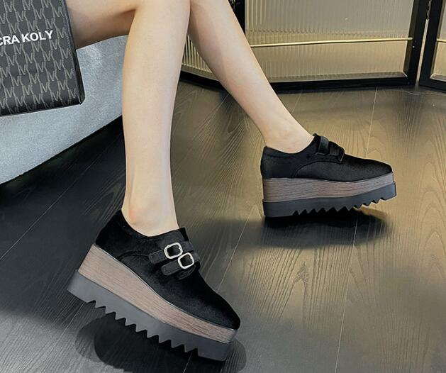 スリッポン ローファー モカシン 厚底 厚底靴 プラットフォーム ウエッジ 英国調 原宿系ファッション 韓国風ダンス 衣装 ヒップホップ HIPHOP 個性 奇抜 かわいい 青文字系 美足 脚長 シューズ 靴 レディース 女　疲れない　歩きやすい　履きやすい