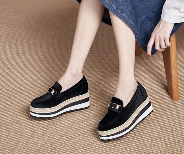 スリッポン ローファー モカシン 厚底 厚底靴 プラットフォーム ウエッジ 英国調 原宿系ファッション 韓国風ダンス 衣装 ヒップホップ HIPHOP 個性 奇抜 かわいい 青文字系 美足 脚長 シューズ 靴 レディース 女 疲れない 歩きやすい 履きやすい