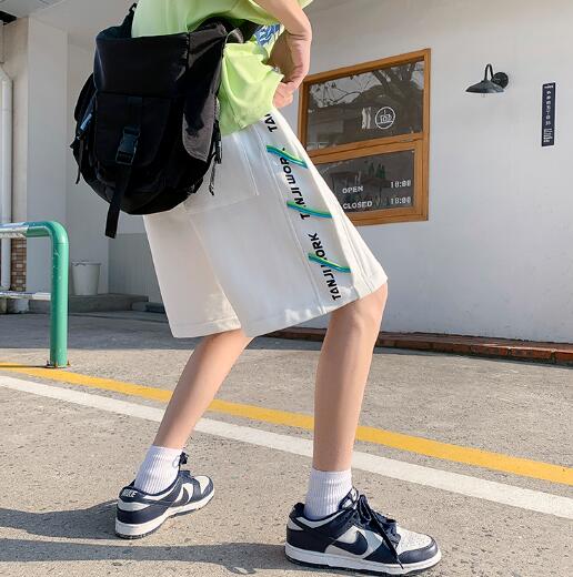 ♪M~XL展開♪パンツ　ズボン　ボトムス　ハーフパンツ　ショートパンツ　半ズボン　メンズ 　かっこいい　ダンス　衣装　HIPHOP　ヒップホップ　ガールズ　ゴム　ブラック　黒　ホワイト　白　グレー　灰　ひざ丈　膝上　太い　ワイド　服　下　おしゃれ　韓国