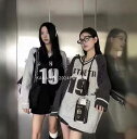 ユニフォーム風 リボン ロゴ ナンバー 長袖 トップス ニット セーター ブラック 黒 グレー 長め ダンス 衣装 ヒップホップ HIPHOP レディース ガー...