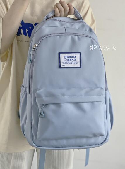 樂天商城 - モノトーン　リュック　5色　バックパック　ロゴ　バッグ　学生　通学　通勤　大容量　A4　　おしゃれ　韓国　可愛い　かっこいい　ナイロン　防水　大きい　大きめ　ポケット　レディース　メンズ　ガールズ　ボックス　収納　シンプル　ジップ