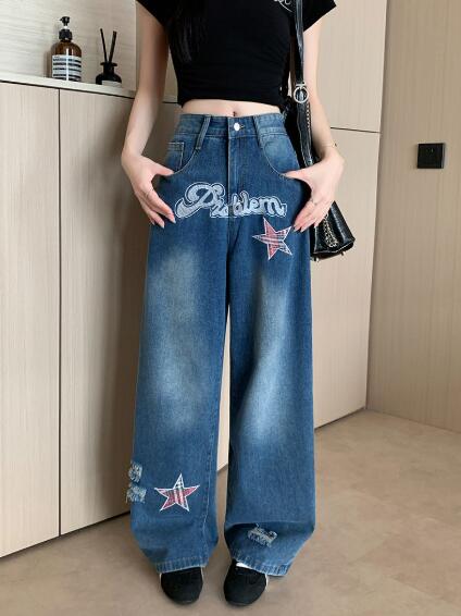 樂天商城 - デニムパンツ レディース ワイドパンツ 大きい ジーンズ デニム パンツ ジーパンボトムス 長ズボン 着痩せ きれいめ ワイド 太い 太め ダメージ 破れ加工 クラッシュ 刺繍 星柄 ワッペン 美脚 脚長 個性的 かっこいい 韓国ファッション