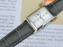 フランスのLIPリップT-18元英国首相ウインストン・チャーチルへ贈呈した腕時計クォーツヒストリカルT-18復刻モデルロングセラーモデル角形ケース長方形クラシカルメーカー希望小売価格37,400円