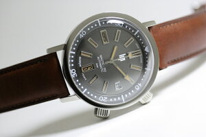 1967年の復刻!フランスのLIP【リップ】NAUTIC-SKI【ノーティックスキー】自動巻き腕時計/200m防水
