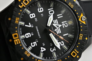 ALPHAINDUSTRIESアルファ・インダストリーズ200m防水クォーツ腕時計ミリタリーウォッチ