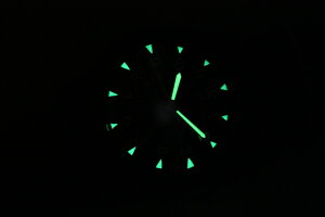 ALPHAINDUSTRIESアルファ・インダストリーズアメリカ軍復刻クォーツ腕時計ミリタリーウォッチディスポーザブル・ウォッチメーカー希望小売価格12,100円