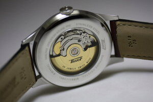 クラシカルなデザインでリーズナブルな自動巻き!スイス製Tissot【ティソ】VISODATE【ヴィソデイト】ヘリテージ自動巻き/腕時計/正規代理店商品