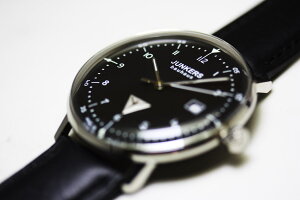 【外箱が無いため在庫処分価格】ドイツ製JunkersユンカースBauhausバウハウスクォーツ腕時計デザインウォッチ/ブラック正規代理店商品メーカー希望小売価格37,400円