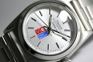 ヴィンテージ・デザインのVAGUEWATCHCo.【ヴァーグ・ウォッチ・カンパニー】Vabble【ヴァブル】腕時計/ドミノピザ風コラボデザイン/バブルバック・デザイン