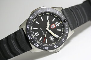 スイス製LUMINOX【ルミノックス】PACIFICDIVER【パシフィック・ダイバー】クォーツ腕時計/サファイアクリスタル/正規代理店商品/送料無料/ダイバーウォッチ/サイファイアクリスタル/200m防水
