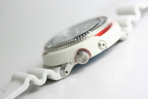 SEIKO【セイコー】PROSPEX【プロスペック】日本未発売のソーラーダイバーズ200m防水クォーツ腕時計/ツナ缶/送料無料/ホワイト/