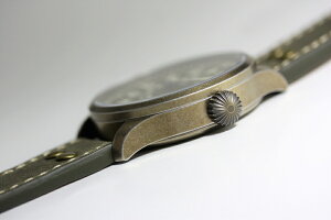 世界限定250本のみ!ドイツ空軍採用のLaco【ラコ】自動巻きAugsburg42Olive【アウクスブルグ42オリーブ】ミリタリーウォッチ/腕時計/正規代理店商品/ヴィンテージ仕上げ/ブロンズ風仕上げ/復刻