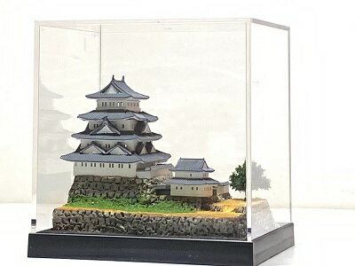 完成品■郡上八幡城　岐阜県の城　 城コレ　ケース付き　サイズ(W113×D92×H113mm) 日本の城　お城のジオラマ模型　プラモデル　城郭模型