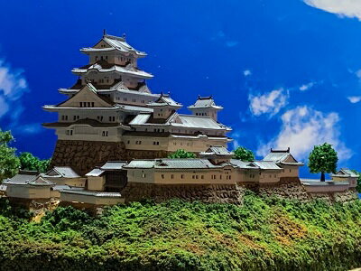 Rakuten - [完成品]　姫路城　天守群　1/380　（兵庫県姫路市）ケース付き　ミニサイズ　世界遺産　国宝　日本の城　お城　ジオラマ　模型　プラモデル　城郭模型