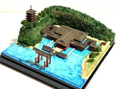 お城のジオラマ鍬匠甲冑屋の[完成品］厳島神社 ケース付き　ミニ24サイズ　神社　ジオラマ　模型　プラモデル　模型　 建物｜アングル3