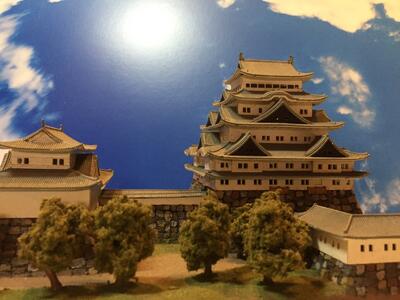 ［完成品］名古屋城天守1/350　ライトアップ　B4サイズ　日本100名城　日本の城　お城　ジオラマ　模型　プラモデル　城郭模型