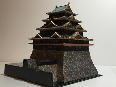 黒の名古屋城天守閣1/300　B5サイズ　イメージの城　店舗インテリア　日本の城　お城のジオラマ模型　プラモデル　城郭模型
