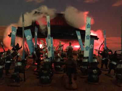 [完成品] 本能寺の変 A3サイズ　1582年6月2日　織田信長と明智光秀の戦い　戦国武将　お城 合戦 ジオラマ 模型　プラモデル　城郭模型　武将フィギュア50体