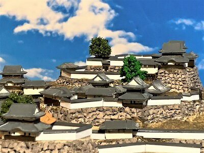 [完成品] 岩村城（恵那市岩村町本町）　ケース付き　ミニサイズ　日本100名城　日本の城　お城　ジオラマ　模型　プラモデル　城郭模型
