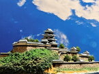 [完成品]　 大洲城（大洲市大洲）ケース付　日本100名城　日本の城　お城のジオラマ模型　プラモデル　城郭模型