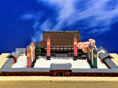 完成品］ 京都御所 ケース付き ミニ24サイズ 日本の寺 世界遺産 神社 お寺 ジオラマ 模型 プラモデル