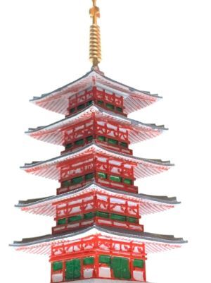 [完成品］ 東京　金剛寺　高幡不動 五重塔　ミニサイズ　建物　ジオラマ　模型　プラモデル　 鍬匠甲冑屋★ ★東京　金剛寺　高幡不動 五重塔　ミニサイズ　建物　ジオラマ　模型　プラモデル　★サイズ 　65×56×120mm (台座なしで塔のみ)★サイズ　127×89×130mm(台座付き)★台座付きと台座なしをご選択頂けますので、単体で飾って貰ったり他の模型と並べたりの選択が可能となります。 ★ 製作期間は約10〜15日ほど掛かります。★背景空は含まれておりません。 2