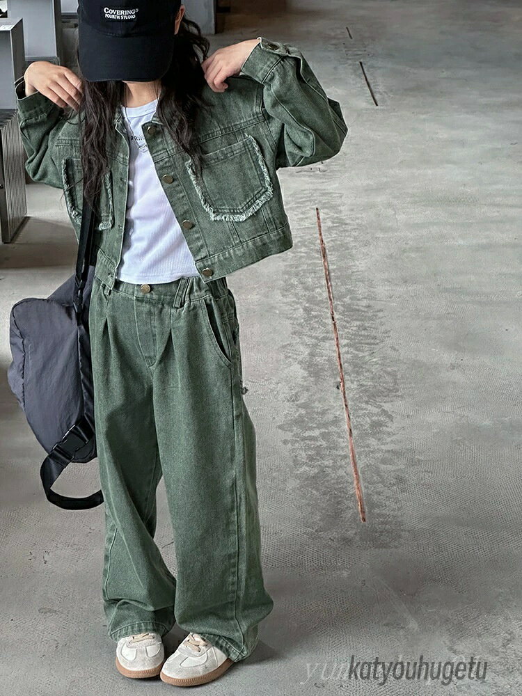 ガールズスーツ秋服2023新作洋菓子フィギュア?国版春秋子供用デニムジャケ2点セットイット