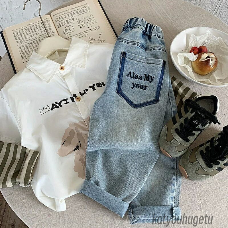 子供ジーンズ2025春の新型ファッション服男の子韓国版百合ズボン子供服赤ちゃんカジュアルパンツ