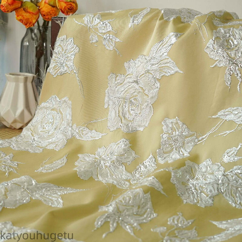 【送料無料】135cm幅 90cm単位 生地 布 布地 きじ ジャカード生地 エンボス生地 色織り 花柄 バラ柄 イエロー シルバー