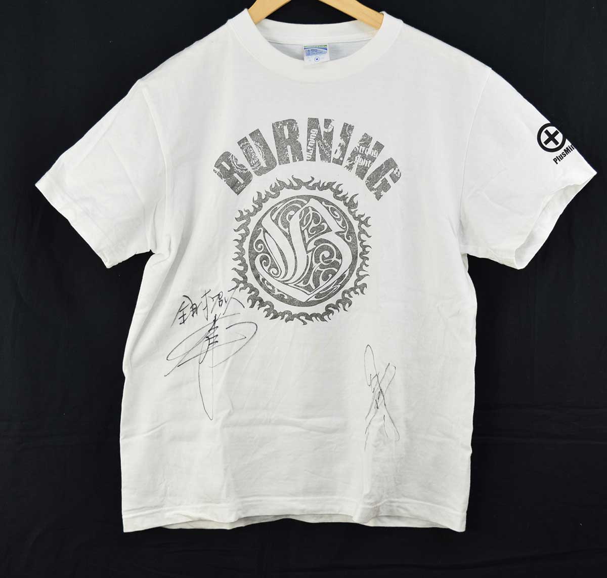 【中古】BURNING サイン入りTシャツ 秋山準 バーニング M