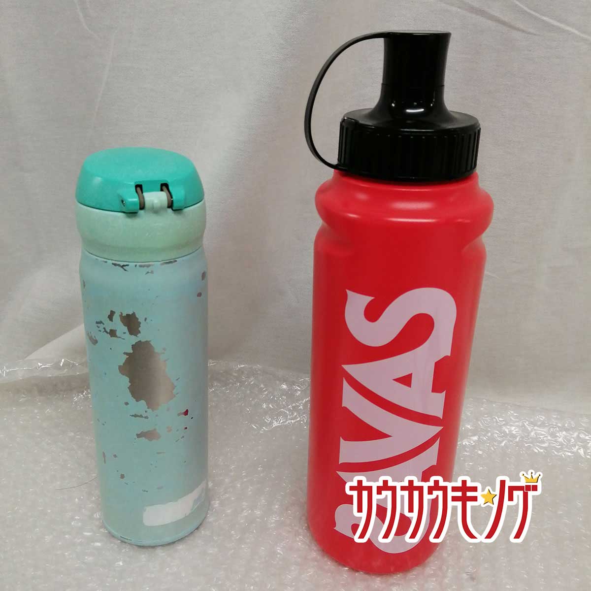 商品について ※商品は画像にあるものがすべてとなります。【仕様】 　タイプ：THERMOS/サーモス 真空断熱ケータイマグ JNL-500 / ザバス スクイズボトル 【状態】　ザバスのボトルについては概ね良好ですが、サーモスの方は塗装の剥がれなどがみられます。