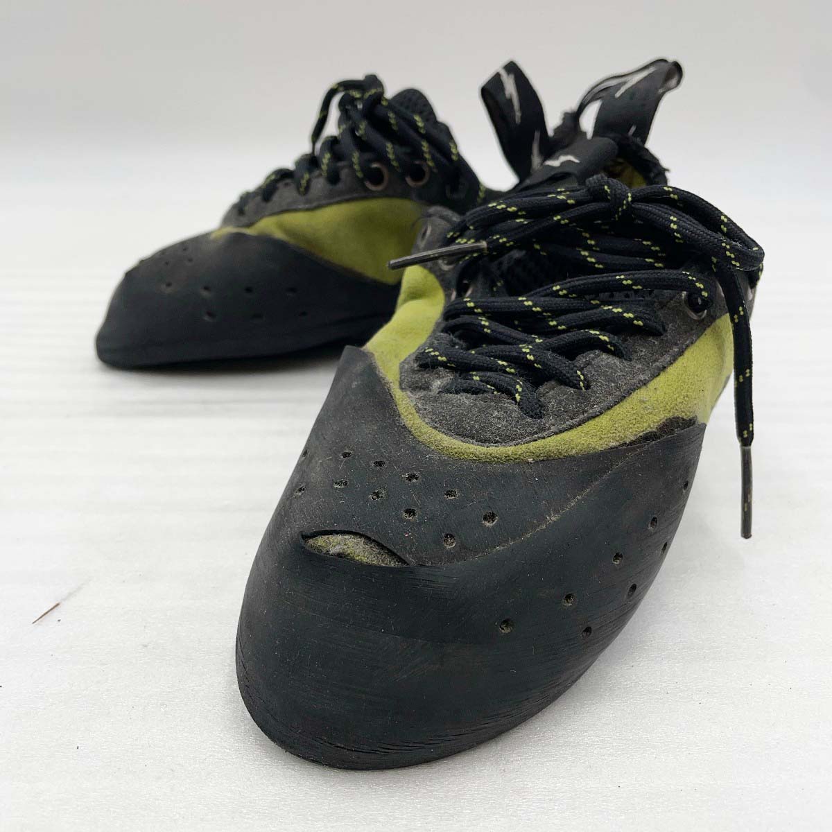 【中古】イボルブ TRAX-XT5 クライミングシューズ 24cm グリーン evolv ボルダリング