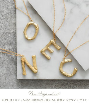 ウッドモチーフゴールドアルファベットネックレス レディース アクセサリー ネックレス ロング アクセ 雑貨 小物 木 文字 英語 イニシャル ネーム メタリック メタル アンティーク調 レトロ シンプル プレゼント ギフト