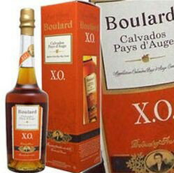 ブラー XO 700ml 40度 箱付 Boulard X.O.カルヴァドス Calvados リンゴのブランデー カルバドス 林檎のお酒 Pays d Auge 送って嬉しい kawahc お礼 御礼贈って喜ばれるプレゼント ギフト プチギフトにオススメ