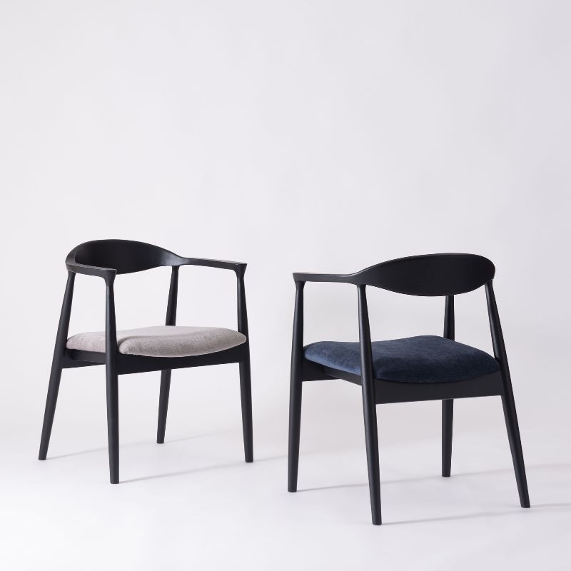 【2色対応】Mallow ブラック 選べる座面 アームチェア F7-109 チェア ダイニングチェア 天然木 アッシュ 木脚 木枠 木フレーム アーム付き 肘掛け付き 肘付き ウッド 布地 おしゃれ シンプル 北欧 モダン アッシュ ライトグレー ネイビー 1人掛け 1人用チェア [2]