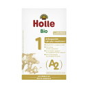 【Holle】A2 Bio-Anfangsmilch 1 von Geburt an 400 g Bio / Öko 内容量 400g(1箱) 広告文責（社名・連絡先電話番号） Kawaii Global GmbH、03-6311-4640 メーカー名 ホレ Holle 原産国名 デンマーク 商品区分 オーガニック グラスフェッド A2 粉ミルク 対応年齢 0ヶ月～Holle A2 オーガニック 粉ミルク 1 には、厳選されたホエイプロテインとカゼインの混合物が含まれています。A2ミルクには、A2ベータカゼインタンパク質のみを生産する特別に選択された牛からのみ作られています。A2ミルクはヨーロッパの有機農業からのものになります。すべての成分は厳密に管理されており、可能な限り高いの安全性を保証します。 A2ミルクとは: 牛乳に含まれるβカゼインというたんぱく質は「βカゼインA1」と「βカゼインA2」という2タイプがあります。 日本で圧倒的に普及しているホルスタイン牛からとれる牛乳には「βカゼインA1」が含まれてます。 A2ミルクは健康に関する様々な効果が期待できると世界中で研究が進められている注目のミルクになります。 海外ではA2タイプしか含まない牛乳や乳幼児用粉乳などの研究、生産が進んでおりシェアを伸ばしているようです。 Holle オーガニック粉ミルクに使われるA2ミルクは、A2のβカゼインの遺伝子だけを持つ牛から搾取されたオーガニックミルクです。 Holle(ホレ)社の粉ミルクとは 自然豊かなアルプス山脈で育てられた牛、ヤギのミルクから作られており、1933年創業当初から80年以上、今も変わらず無添加の製品にこだわり続けています。牛、ヤギは生態系のサイクルを尊重し育てられており、自然に近くストレスのない環境で自然に生えてきた雑草を食べて育てられます。 Holle (ホレ)社とは オーガニック先進国の多いヨーロッパにおけるオーガニック購入者がもっとも信頼をしているコンテストである[エコテスト(OKOTEST)]で【Very Good】の評価を受けているオーガニックベビーフードメーカーです。スイスを始め、ドイツ、ヨーロッパ全域、アメリカからも高い評価を受けています 材料成分 スキムド A2 ミルク*、ホエイ製品* 部分的に脱塩ホエイパウダー*、植物油*(パーム油*3、菜種油*、ヒマワリ油*)、乳糖*、炭酸カルシウム、L-チロシン、塩化カリウム、魚油、塩化マグネシウム、モルティエレラアルピナ油、塩化カルシウム、水酸化カルシウム、コリン、塩化ナトリウム、L-トリプトファン、イノシトール、乳酸鉄、ビタミンC、硫酸亜鉛、ビタミンE、ナイアシン、パントテン酸、硫酸銅、ビタミンA、ビタミンB1、硫酸マンガン、ビタミンB6、ヨウ素酸カリウム、葉酸、セレン酸ナトリウム、ビタミンK、ビタミンD、ビオチン * 有機農業から 100 g の乳児用粉ミルクは 163 ml のスキムミルクから作られます。 DHA (オメガ 3:法的に義務付けられています) が含まれています。 賞味期限 商品下部付近に記載（日/月/年） 保存方法 開封前は直射日光、高温多湿を避け、開封後は乾燥した場所（冷蔵庫ではない）に保管し3週間以内にご使用ください。 注意事項 ※お客様が通常と同じお買い物ステップで安心して海外の商品を購入できるよう、楽天市場から指定を受けた委託先である（株）コマースロボティクスがが、当店の店舗運営業務を行います。・当店でご購入された商品は、原則として、「個人輸入」としての取り扱いになり、全てドイツのベルリンからお客様のもとへ直送されます。・個人輸入される商品は、全てご注文者自身の「個人使用・個人消費」が前提となりますので、ご注文された商品を第三者へ譲渡・転売することは法律で禁止されております。 ・通関時に関税・輸入消費税が課税される可能性がありますが、関税、輸入消費税、通関手数料等が発生した場合は当店で負担致しますのでご安心ください。関税をお支払いいただいたお客様は、お問い合わせフォームからご連絡をお願い致します。＊色がある場合、モニターの発色の具合によって実際のものと色が異なる場合がございます。 ※ホレ Holle 粉ミルクの ”2箱以下” はドイツ郵便から、簡易的な梱包(プチプチと封筒)での発送となりますがご了承くださいませ。※メーカーによる商品のリニューアルにより、掲載画像のパッケージデザインとは異なる商品になる場合がございますのでご了承ください。気になる事があればご購入前にご確認ください。※賞味期限はドイツでは日/月/年の順に記載されております。