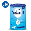 【Aptamil】 Aptamil Pronutra 1 (800g) 内容量 800g(1箱) x 5個 広告文責（社名・連絡先電話番号） Kawaii Global GmbH、03-6311-4640 メーカー名 Aptamil(アプタミル) 原産国名 ドイツ製 商品区分 オーガニック グラスフェッド粉ミルク 対応年齢 0ヶ月～ ・Aptamil アプタミル Pronutra 粉ミルク Step1 0ヶ月〜 800g は、消化しやすいようにデンプン不使用で作られており、母乳のように赤ちゃんが欲しがるだけ卒乳まで与えることができる粉ミルクです※Preで赤ちゃんがすぐお腹を空かせてしまうようでしたらSTEP 1の使用をお勧めいたします。 特徴 LCPs（多重不飽和脂肪酸）配合 特許取得済みの食物繊維配合 パーム油を含まない植物油 でんぷん不使用 ・Aptamilのミルクはヨーロッパの食品安全基準に合格 Aptamilのミルクに使われる原材料は、日本より厳しいヨーロッパの食品安全基準に合格しています。 新生児のときから飲ませることが出来る安心、安全な粉ミルクです。 Aptamilの特徴 母乳に近い【多重不飽和酸】(体に良い脂質と理解されている脂質分)という成分が含まれ、他のメーカーのミルクと比較しても一番母乳に近いと言われており、自然な甘さなので生後間もない赤ちゃんでも飲みやすく安心して飲ませることができます。また、赤ちゃんの脳や神経、視力発達に役立つLCP-MILUPANも入っており、成長期に欠かせない成分で作られています。腸に良いGOS/FOSの食物繊維も含まれていて、腸の健康にも良いと評判の粉ミルクです。 作り方 1、哺乳瓶と哺乳ビンの乳首を熱湯消毒します。(3〜5分間) 2、その後お湯を沸かし、約40度まで冷まします。 3、定められた分量の湯冷ましと粉ミルクをすりきりを使って哺乳瓶に入れてよく振り、そのあと残りの分量の湯冷ましを加えてさらに振ります。※2回に分けて降りますと溶けやすいです。 4、哺乳瓶のお湯の温度が約37度にまで下がったらできあがりです。 熱すぎない程度(〜約50度)のお湯に溶かして混ぜるだけで素早く簡単に作れます。 5、ボトルを開き、乳首を取り付けます。ボトルの中身の飲用温度(約37°C)を確認してください。 ※粉末の計量スプーン1杯には30mlの水が必要です。 計量スプーンの全容量は4.5gです。 製品パッケージの投与量表を参考にしてください。 成分 ラクトース（牛乳から）、植物油（ヒマワリ、ココナッツ、菜種油）（23.5％）、スキムミルク、ホエイ製品（牛乳から）、ガラクトオリゴ糖（牛乳から）、ホエイプロテイン（牛乳から）、フルクトオリゴ糖、魚油、カリウムクエン酸塩、炭酸カルシウム、Mortierella alpinaからの油、塩化マグネシウム、塩化コリン、オルトリン酸カルシウム、クエン酸ナトリウム、塩化カリウム、塩化ナトリウム、ビタミンC、乳化剤（大豆レシチン）、イノシトール、L-トリプトファン、硫酸鉄（II）、亜鉛硫酸塩、L-カルニチン、抗酸化剤（パルミチン酸アスコルビル）、パントテン酸、ナイアシン、硫酸銅、ビタミンE、ビタミンA、ビタミンB1、ビタミンB2、ビタミンB6、ヨウ化カリウム、葉酸、ビタミンK、セレン酸ナトリウム、硫酸マンガンII 、ビタミンD、ビオチン、ビタミンB12。 注意事項 ※お客様が通常と同じお買い物ステップで安心して海外の商品を購入できるよう、楽天市場から指定を受けた委託先である（株）コマースロボティクスがが、当店の店舗運営業務を行います。・当店でご購入された商品は、原則として、「個人輸入」としての取り扱いになり、全てドイツのベルリンからお客様のもとへ直送されます。・個人輸入される商品は、全てご注文者自身の「個人使用・個人消費」が前提となりますので、ご注文された商品を第三者へ譲渡・転売することは法律で禁止されております。 ・通関時に関税・輸入消費税が課税される可能性がありますが、関税、輸入消費税、通関手数料等が発生した場合は当店で負担致しますのでご安心ください。関税をお支払いいただいたお客様は、お問い合わせフォームからご連絡をお願い致します。＊色がある場合、モニターの発色の具合によって実際のものと色が異なる場合がございます。