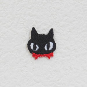 こども黒ネコワッペン【アイロンで簡単につきます】【刺繍】【ねこ・ネコ】【マスク・ワンポイント】