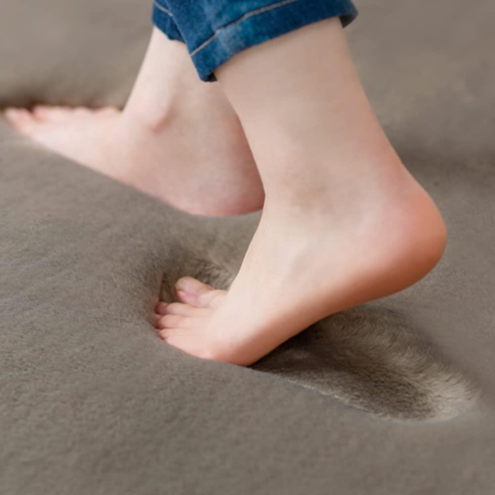 アイリスオーヤマ カーペット ラグ 低反発 185×185cm 全厚約4.5cm 滑り止め付き ホットカーペット対応 ..