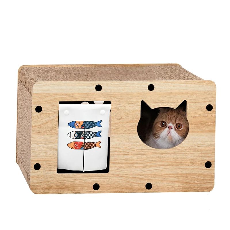猫 爪研ぎ キャットハウス 組立簡単 グッズ ダンボール カリカリ 隠れ家 6面 猫窓 鯉柄のれん 耐久性 耐摩耗 通気 ストレス解消 運動不足改善 インテリア (さかなっちM：42.5x25x28cm 商品説明：42.5x25x28cm 【ここは私の安心できる場所だにゃん!】猫に幸せな暮らしをご提供する、6面とも爪とぎ板として使える弊社商品の組み立て式爪研ぎハウスです。私たちにとってかけがえのない存在である猫様と共に幸せになる関係を築きます。へそ天・香箱座・りアンモニャイト、様々な寝姿に適しています。 【目新しいデザイン　面白い隠れ家】出入口に鯉柄ののれんが設置されており、身を隠すことができる場所が好きな猫様が半閉鎖的な空間で寝たり、爪といだり、遊んだりします。前側のかわいいネコの顔型の窓と後側の猫の足跡模様の穴から中の様子を確認することができるので、飼い主さまもペットも安心できです。 【温かみ木目調　おしゃれインテリア】可愛さと強さを併せ持つ段ボールと木目調のシンプルデザインは、和洋問わず温かい雰囲気を作り、さまざまな空間に溶け込みます。角は全部丸く加工されており、大切な猫様を優しく守ります。 【高品質　リサイクル可能の材質】商品に使われている合成木材と段ボール素材は環境に優しく、リサイクル可能です。耐久性に優れた高強度・高密度の段ボールは無臭・無害、爪とぎの際に猫様の肉球にも傷つけません。