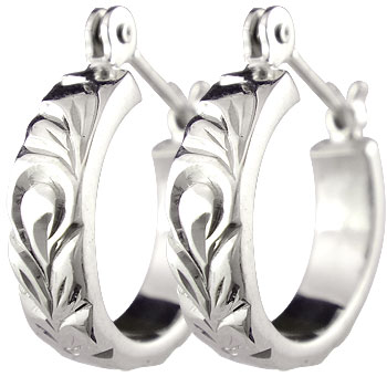 かざり屋 ジュエリー 30代 40代 50代 18金 ピアス ハワイアン ピアス フープピアス ホワイトゴールドk18 フラワーモチーフ 手作りピアス 石なし ...