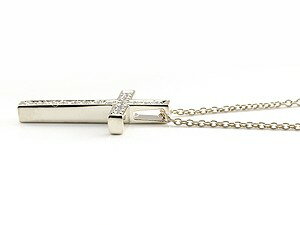 クロス ネックレス シルバー キュービックジルコニア ペンダント 十字架 レディース 【楽ギフ_包装】【コンビニ受取対応商品】 送料無料
