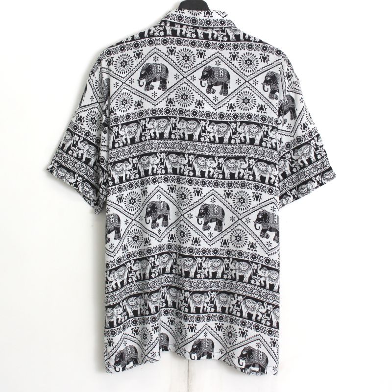 00s 総柄 レーヨン 半袖シャツ 古着 ★ メンズ 表記Lサイズ ホワイト・ブラック