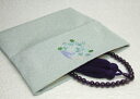 数珠袋・数珠入 『ちりめん(刺繍入り) グレー』