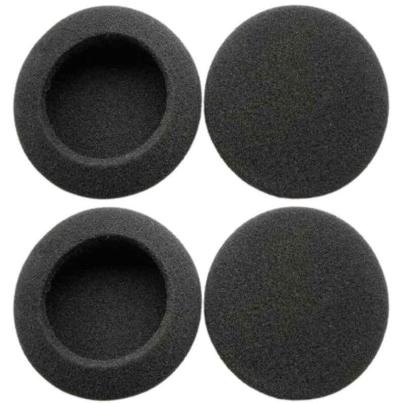 ヘッドホン 交換用 イヤーパッド 直径 55mm ヘッドセット スポンジ 2セット【商品サイズ】 ヘッドホン 交換用 イヤーパッド ヘッドセット スポンジ 直径 55mm【対応サイズ】 多少の伸縮性があり、約 55mm 〜 65mmまで装着可能です。【最高のフィット感】高品質のスポンジ素材を使用しており、長時間の使用でも耳に優しい快適なフィット感を提供します。柔らかく弾力のある素材が耳にぴったりとフィットし、疲れにくい装着感を実現します。【優れた音質改善】独自の設計で音漏れを防ぎ、クリアで深みのある音質を提供します。外部のノイズを効果的に遮断し、音楽や通話の品質を向上させます。【汎用性の高いデザイン】直径60mmのサイズで、多くのオンイヤー型のヘッドホンに対応。交換用イヤーパッドとして簡単に取り付けが可能で、ヘッドホンの寿命を延ばします。【耐久性とメンテナンスの容易さ】高耐久性のスポンジ素材を採用しており、長期間の使用でも形状を保持。取り外しや洗浄が簡単で、常に清潔な状態を保つことができます。【スタイリッシュなブラックカラー】シンプルでスタイリッシュなブラックカラーは、どんなヘッドホンにもマッチします。見た目もスマートに演出し、使うたびに満足感を得られます。【簡単取り付け】取り付け手順は簡単で、わずか数分で交換が完了します。初心者でも安心して取り付けることができます。【お得な2セット】2セット(4個入り)での販売なので、予備としても使用可能。複数のヘッドホンを持っている方や、頻繁に交換したい方に最適です。