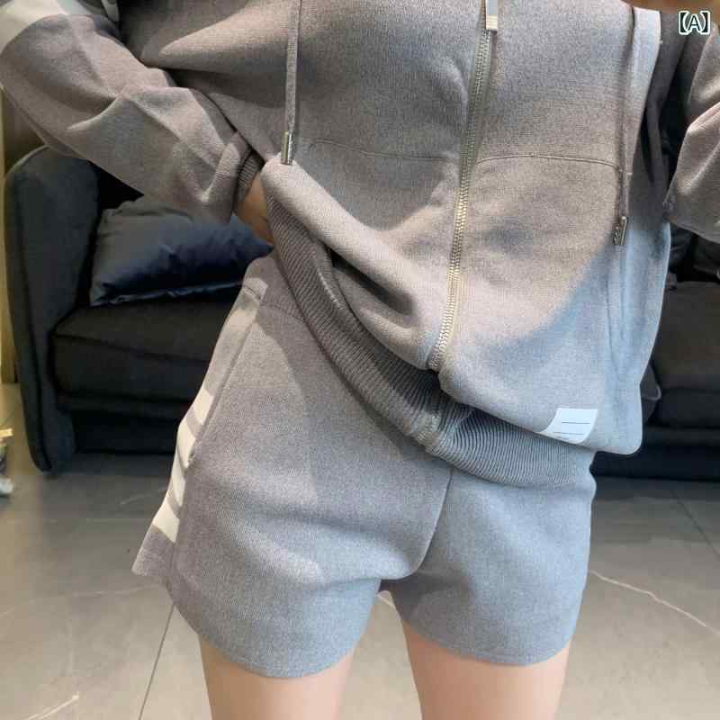 ショートパンツ レディース 短パン グレー ニット素材 ハイウエスト ホットパンツ 桃尻 伸縮性 美脚 動きやすい 部屋着 ルームウェア ヨガウェア スポーツウェア 吸汗速乾 トレーニング フィットネス