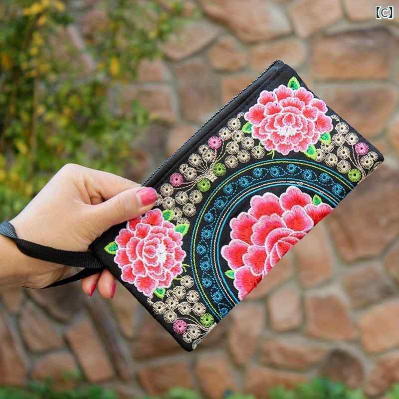 Rakuten - ショルダーバッグ レディース 刺繍柄 スマホポシェット ミニポーチ 軽量 収納しやすい 斜め掛け 小さめ 小銭入れ 携帯ポーチ ウォレット ミニバッグ 刺しゅう コンパクト 小物入れ ギフト