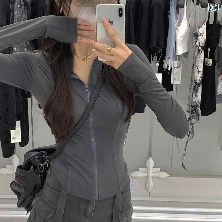 kbox楽天市場店の防晒服 レディース UVカット 紫外線対策 パーカー 日焼け防止 薄手 通気性 冷感素材 ジップアップ 長袖 指穴付き 羽織り 涼しい 軽量 コンパクト 持ち運び便利 アウトドア スポーツ 登山 ゴルフ｜アングル3