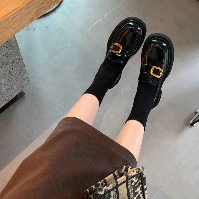 ローファー レディース 革レザー 厚底 スクエアトゥ チャンキーヒール クラシック マニッシュ 歩きやすい 通勤 通学 レザー調 ローヒール 安定感 履きやすい カジュアル シューズ 革靴